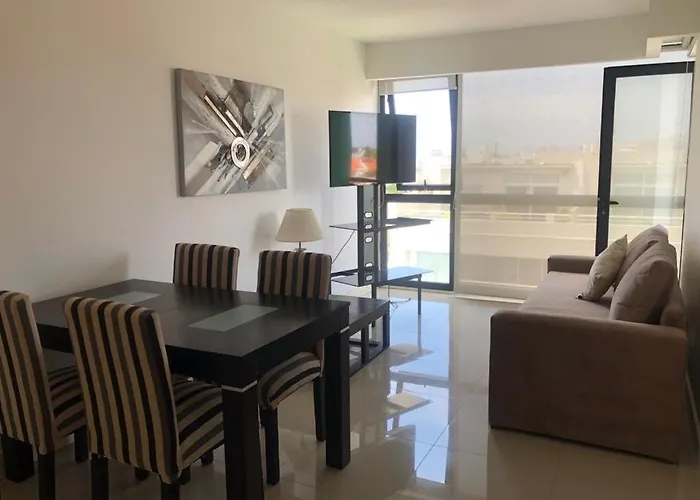 Departamento De 2 Ambientes Luminoso